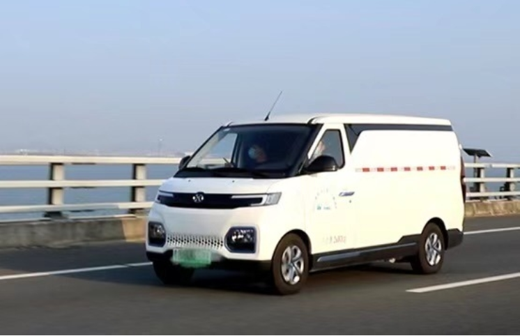 无惧剁手狂欢，北汽EV5换电版打造物流加速度