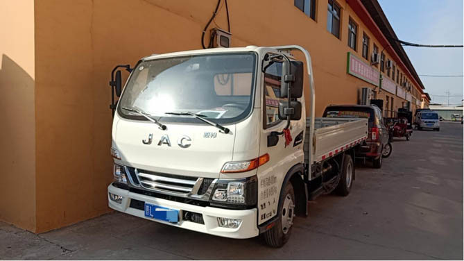 专营水果批发 他为什么说还想再买一辆江淮1卡骏铃？