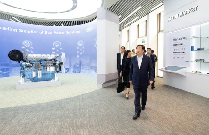 谭旭光：我给客户当好后勤部长！