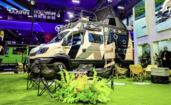 依维柯欧霸·山海房车：越野征途的无畏领航者