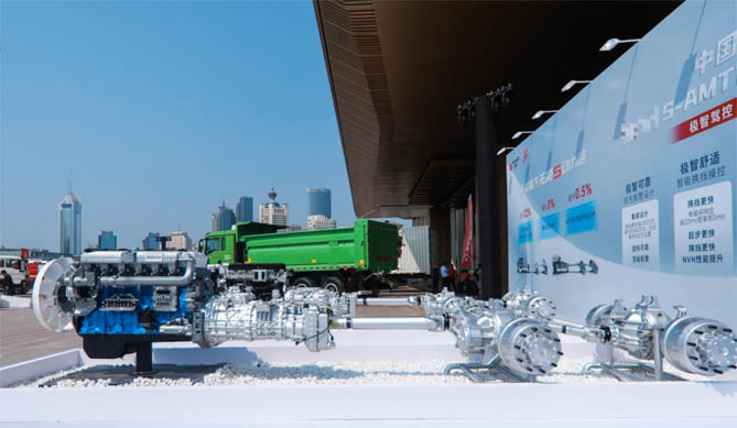 中国重汽S-AMT集成式变速箱：AI赋能，“智”在必得！