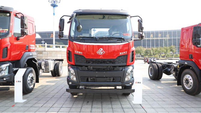 国四置换来袭，乘龙M3 6×2R提升桥自卸车尽显创富实力